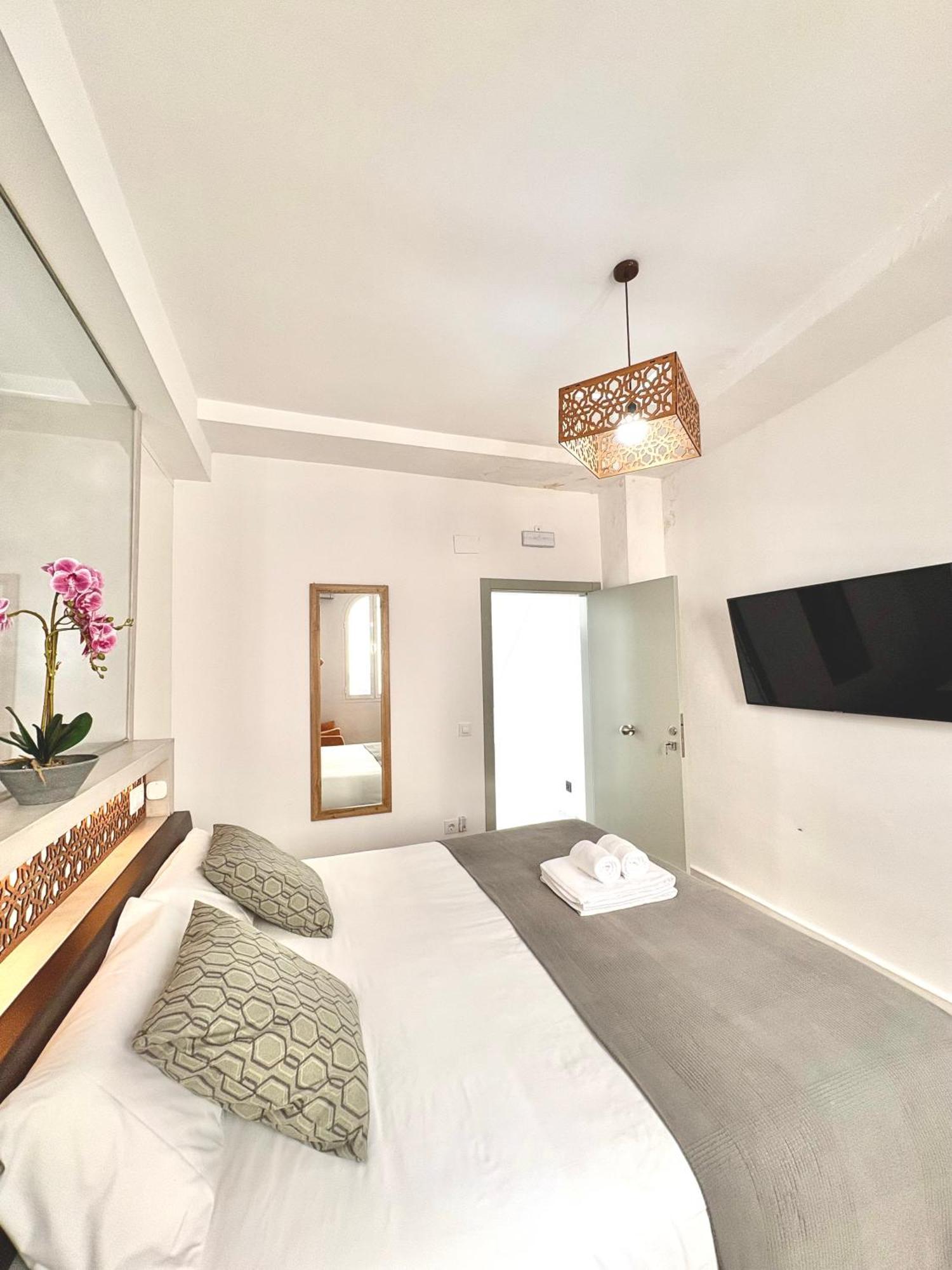 Unique House - Private SPA&Pool -StayInSéville Extérieur photo