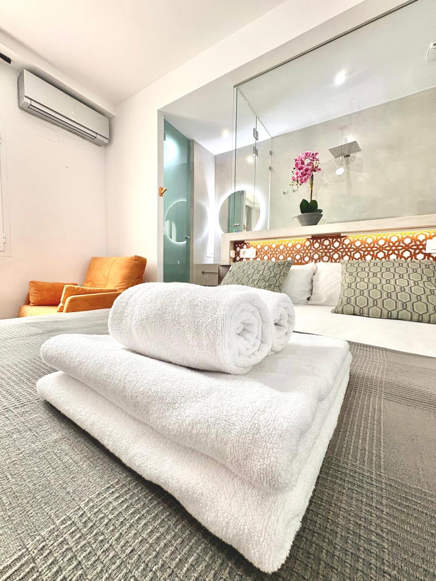 Unique House - Private SPA&Pool -StayInSéville Extérieur photo